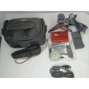 Fujifilm FinePix Z20fd Red Digital Camera, Charger, Cleaning Kit, Bag  [Works]